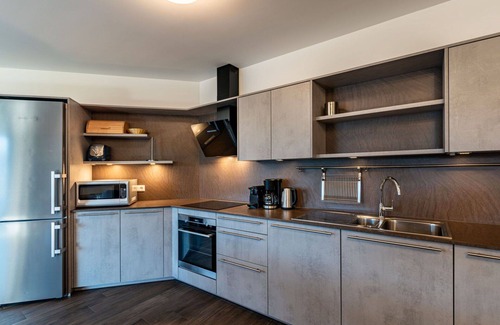 Annenheim Apartment | Cosy apartment for 3 people with WIFI, TV and balcony