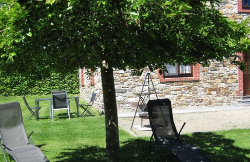 Amel Apartment | Cosy Apartment in Born (Amel) with Terrace and Garden