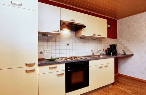 Amel Apartment | Cosy Apartment in Born (Amel) with Terrace and Garden