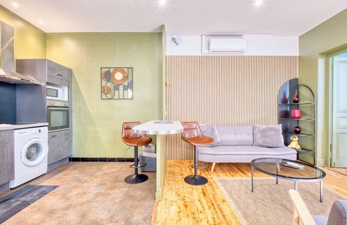 Eymet Apartment | Cosy Apartment in Eymet – Air-Conditioned, for 2 People, Steps from Restaurants and the Village