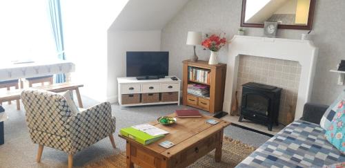 Kirkcudbright Apartment | Cosy apartment in popular harbour town