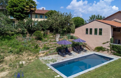 Cortazzone House | Cosy apartment in villa for 5 people with private pool, TV, terrace, pets allowed and panoramic .