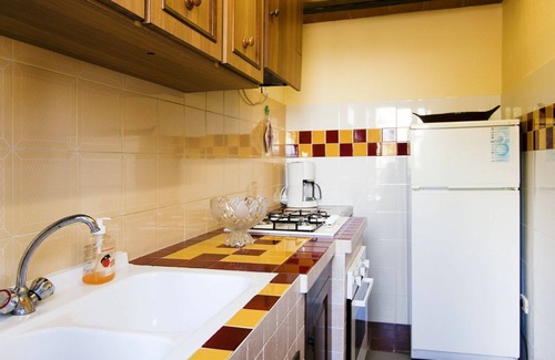 Paciano Villa | Cosy apartment in villa for 6 people with WIFI, pool, TV, terrace and pets allowed