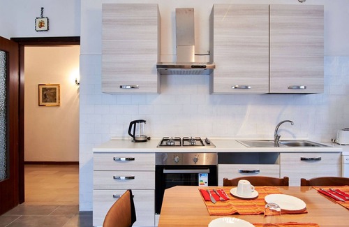 Dervio House | Cosy apartment in villa for 8 people with WIFI, TV, balcony, pets allowed and parking