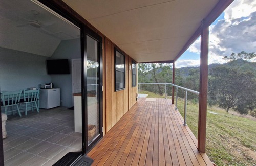 Broke Cabin | Cosy Cabin located in the Broke Valley approx 30 mins to Pokolbin & Wollombi
