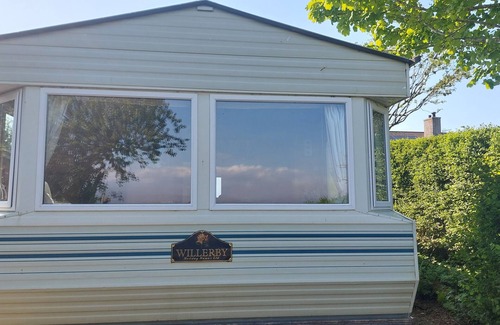 Broadford House | Cosy caravan in central location on the Isle of Skye.