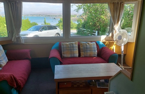Broadford House | Cosy caravan in central location on the Isle of Skye.