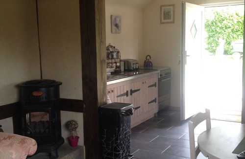 Romagny-Fontenay Ski Chalet | Cosy Chalet - Sleeps 2-3, Peaceful Setting, 5kms To Shops,Linen/Towels Included