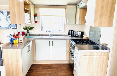Muston House | Cosy Corner Blue Dolphin