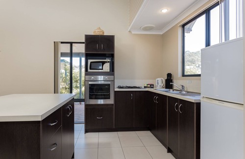 Kronkup Cottage | Cosy Corner by the BnB Collection