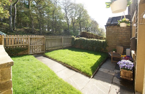Barkisland Cottage | Cosy cottage, situated in a stunning location