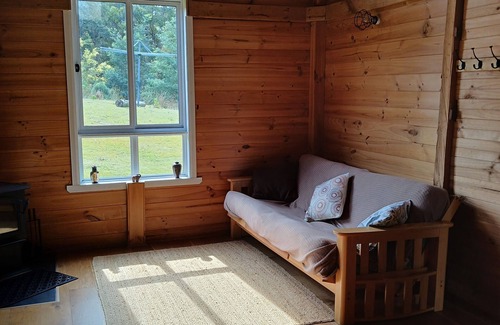 Middleton Ski Chalet | cosy cottage with wood heater, surrounded by bushland