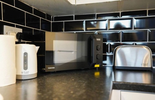 Doncaster House | Cosy Ensuite Room 4 (self check-in) Doncaster