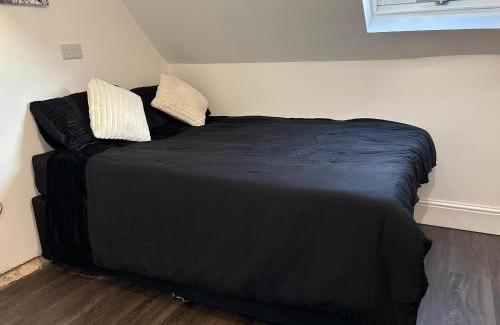 Shirley Apartment | Cosy Ensuite Room