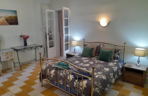 Bugibba Apartment | Cosy Family Apt Near the Sea