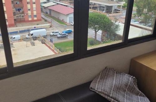 La Linea de la Concepcion Apartment | Cosy flat for comfy stay - Gib Rock View 3