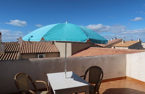 Saintes-Maries-de-la-Mer Apartment | Cosy apartment for 2 people with WIFI, TV and parking