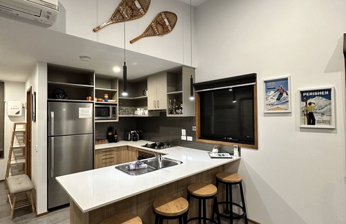Lake Crackenback Ski Chalet | Cosy high country experience in the heart of the Snowy Mountains