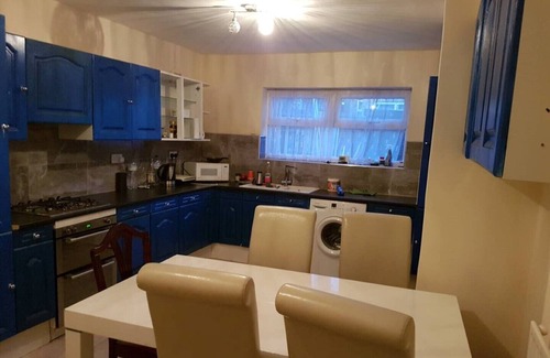 Bootle House | Cosy Homes value for money (for up to 16 guests)