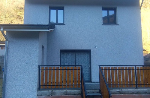 Orlu House | COSY HOUSE MOUNTAIN VIEW, ON ORLU GARDEN 5mn AX LES THERMES IDEALE FAMILLE