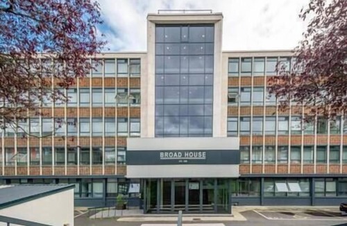 West Harrow Apartment | Cosy London Luxury studio