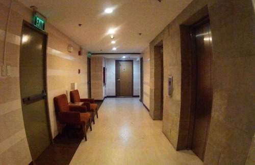 Canlubang Apartment | Cosy Premiere Studio Apt with Lake View