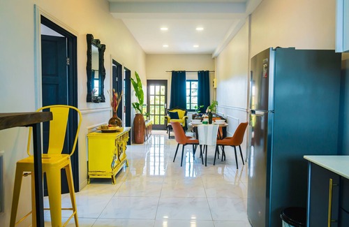 Noord Apartment | Cosy & Quirky Wolf Apartment