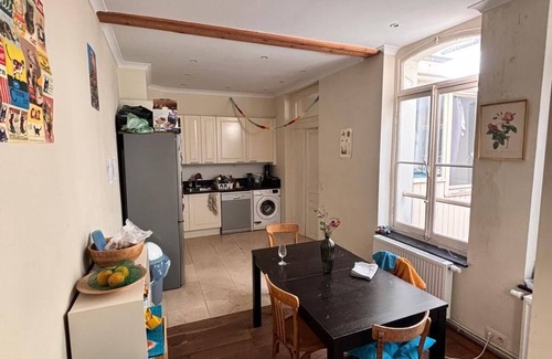 Quartier de la Cathedrale Apartment | Cosy room downtown