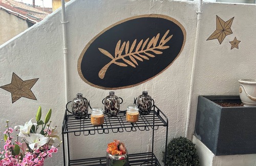 Cannes City Centre Hotel | Cosy room