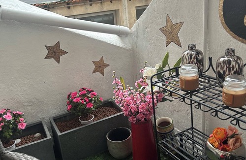 Cannes City Centre Hotel | Cosy room