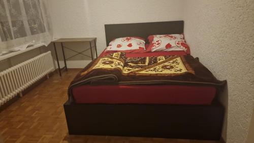 Grenchen Apartment | Cosy Room in a Flat