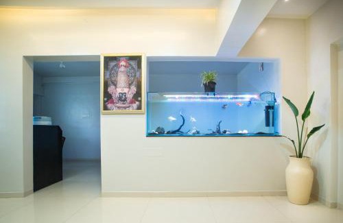 Kolhapur Apartment | Cosy Stay, balcony,Ambient Light