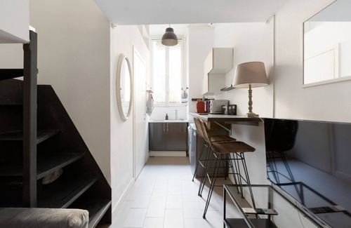 Porta Nuova Apartment | Cosy Studio Apt in the Heart of Milan!