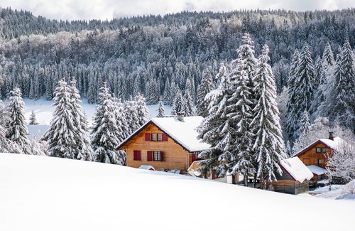 Lamoura Apartment | Cosy studio for two in the heart of the Jura mountains