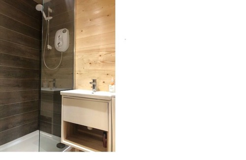 Pinner South Apartment | COSY STUDIO IN A QUIET LOCATION. NEAR A TUBE STATION.