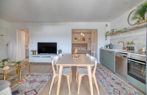 Aureville Apartment | Coteaux en Vue Duo