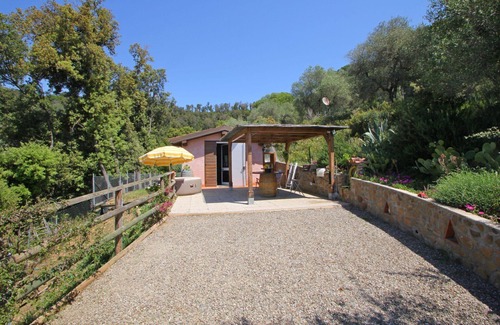 Castiglione della Pescaia House | Cottage surrounded by nature near Sea