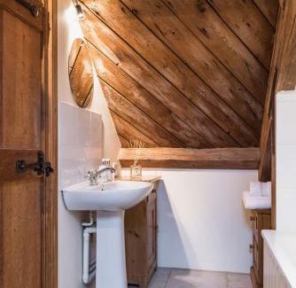 Witney House | Cottage 2 New Yatt Farm