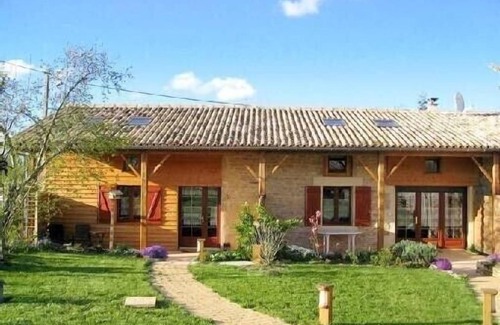 Lezay Cottage | Cottage 3 stars, in Poitou-Charentes. available all year round.