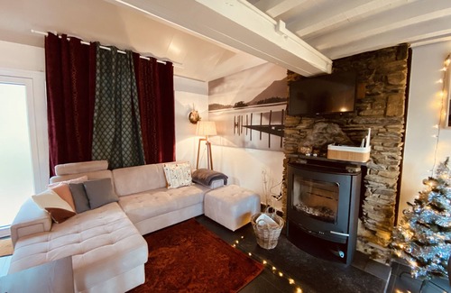 Blaimont Cottage | Cottage 4 facades comfortable fully renovated and very well equipped. Full wifi