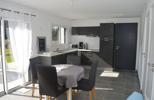 Penvenan House | Cottage 500 m from the beach and the port - Modern and new