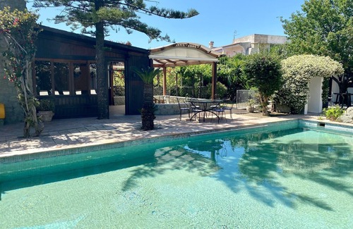 Panza Apartment | "Cottage Africa" with terrace, swimming pool and thermal whirlpool