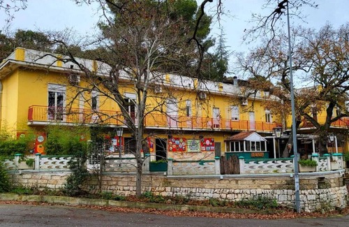Cassano delle Murge Apartment | Cottage apartment with parking, garden and pub