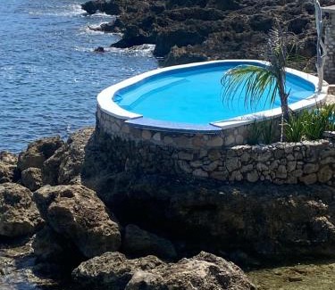 Robins Bay Bed & Breakfast | Cottage at Forever