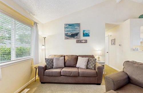 Lincoln City House | Cottage by the Sea