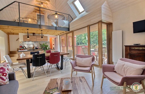 Brelidy House | Cottage Camelia in a Manor between Land and Sea