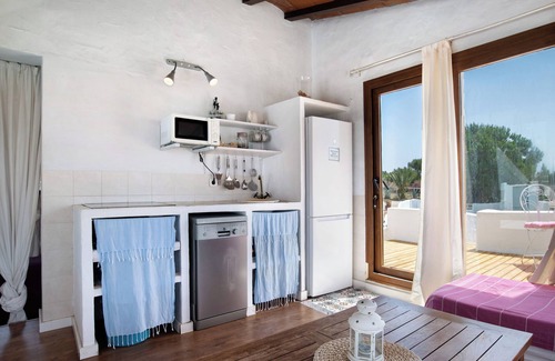 Facinas House | Cottage 'Casa De Los Pintores' with Private Pool, Wi-Fi and Air Conditioning