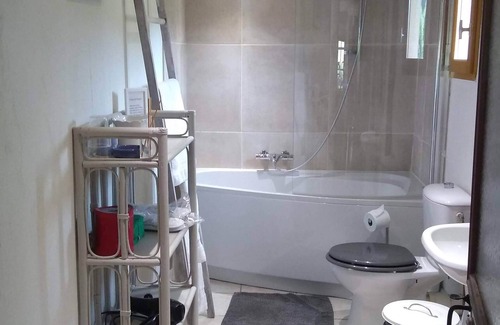 Puycalvel Cottage | Cottage Family friendly gîtes, wifi, play areas, welcome pack, large heated pool