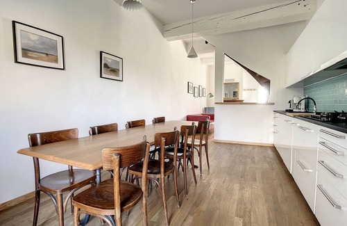 Villesiscle Cottage | Cottage for 4 people at Domaine de la Forçate with swimming pool in the park.