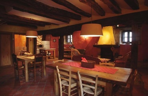 Ahedo del Butron Cottage | Cottage (full rental) Dondevilla I for 10 +3 people